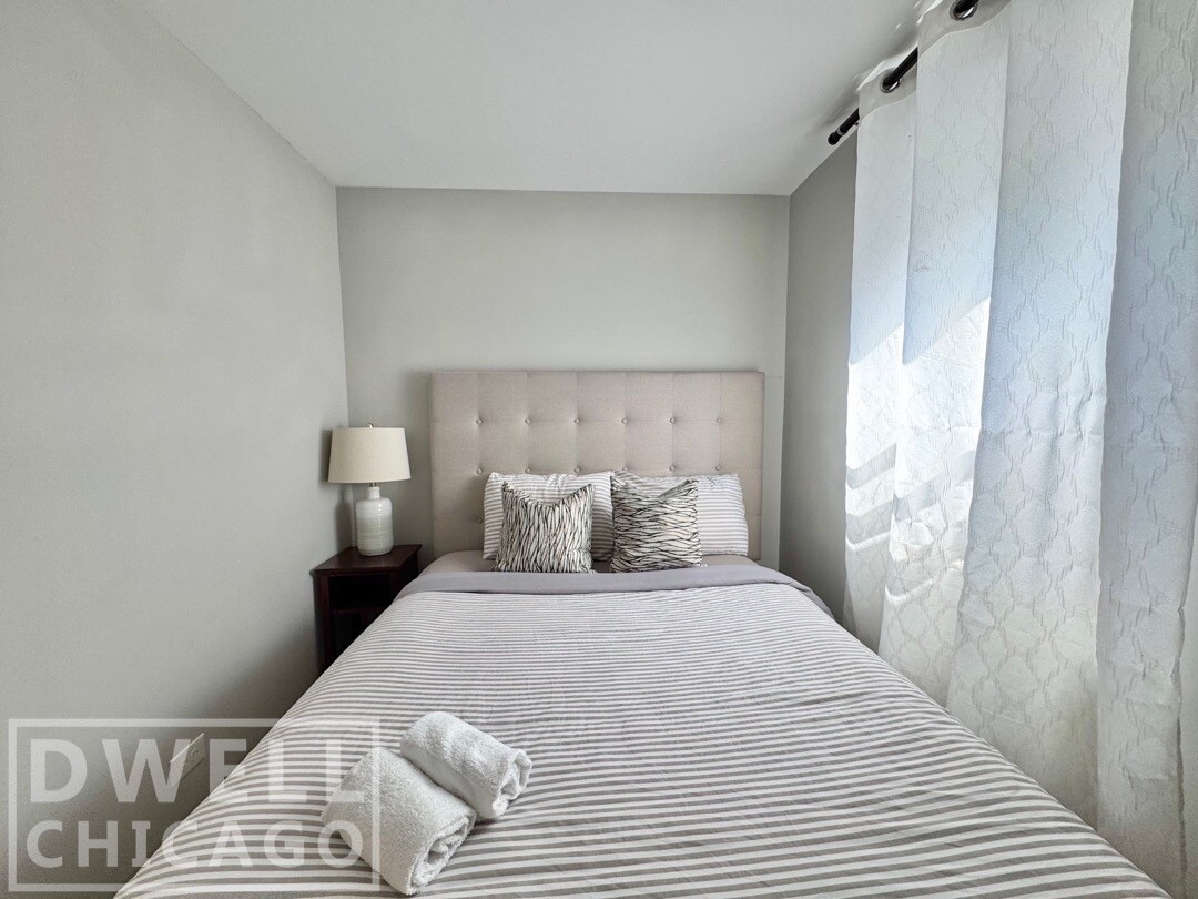 Building Photo - 2550 W Thomas St