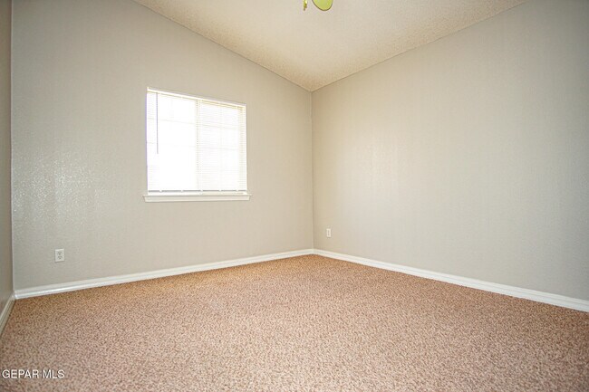Building Photo - 12712 Tierra Karla Dr