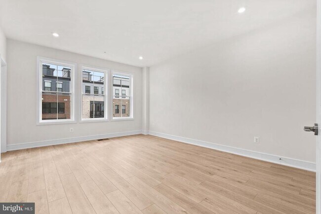 Building Photo - 21843 Beckhorn Sta Ter