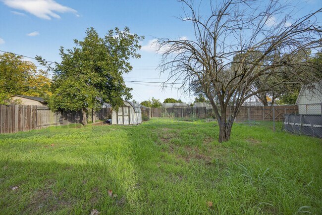 Building Photo - Charming 3-Bedroom Home for Rent – Comfortable Living in a Great Location!