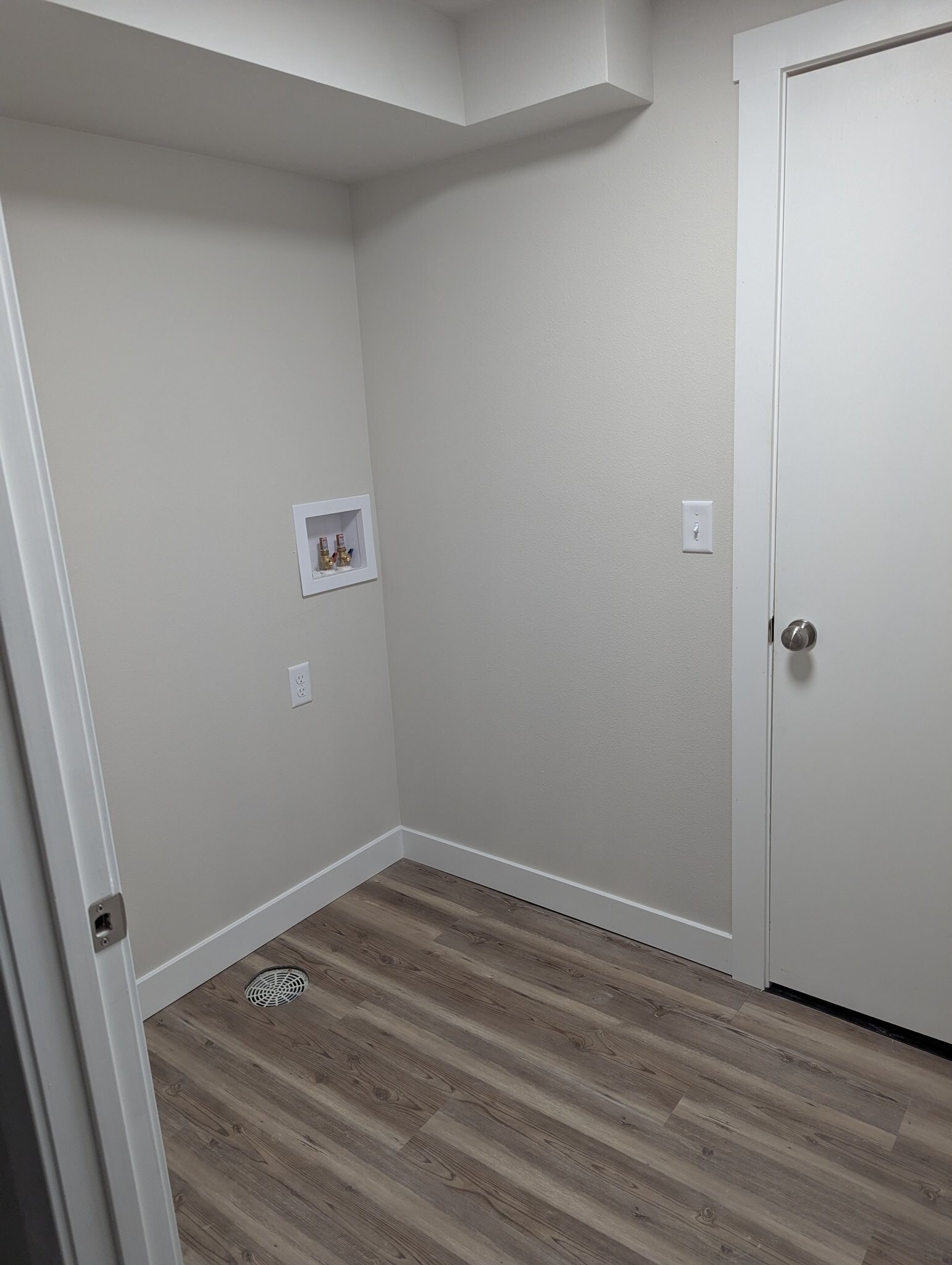 Building Photo - 1823 Alderson Ave