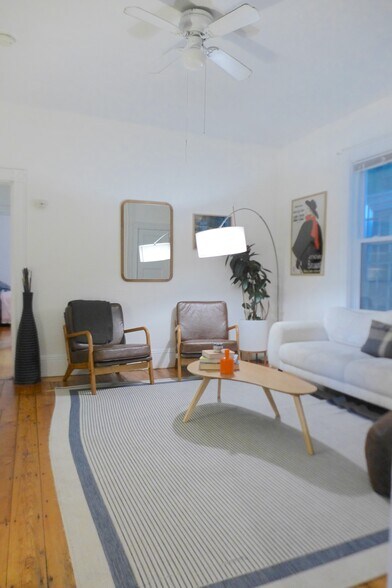 Building Photo - 61 Hillside St