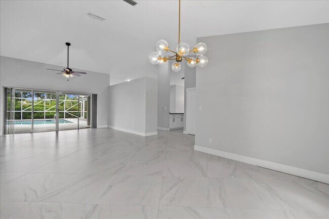 Building Photo - 15575 Woodmar Ct