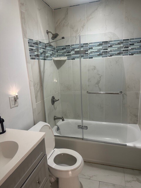 Building Photo - 6 Seville Way