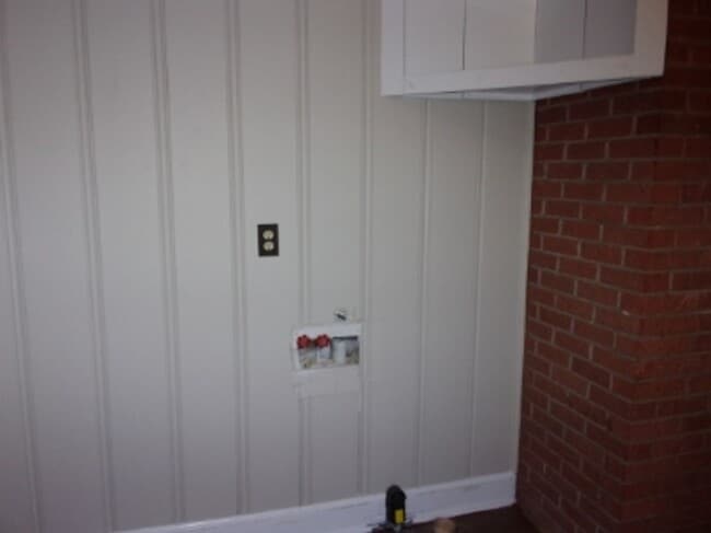 Building Photo - Newly Rennovated