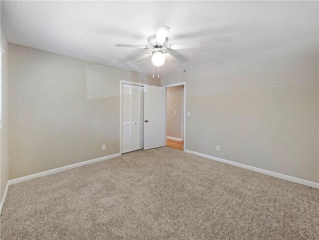 Building Photo - 1273 Murdock Rd