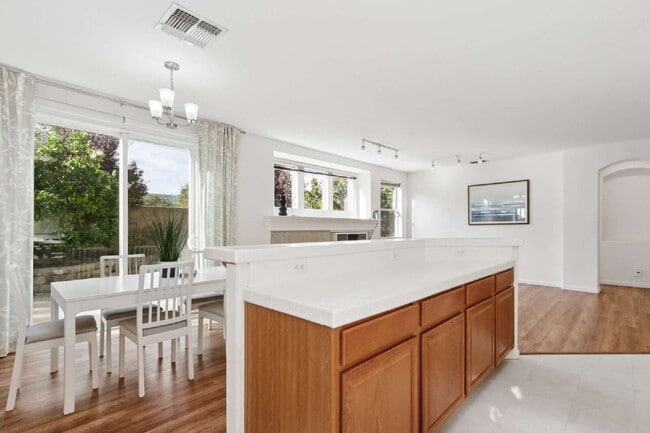 Building Photo - 3622 Arroyo Ave