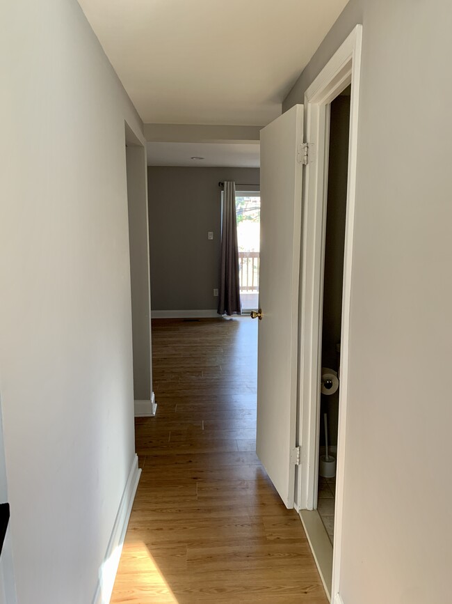 Ground Level Hallway - 7359 Hickory Log Cir