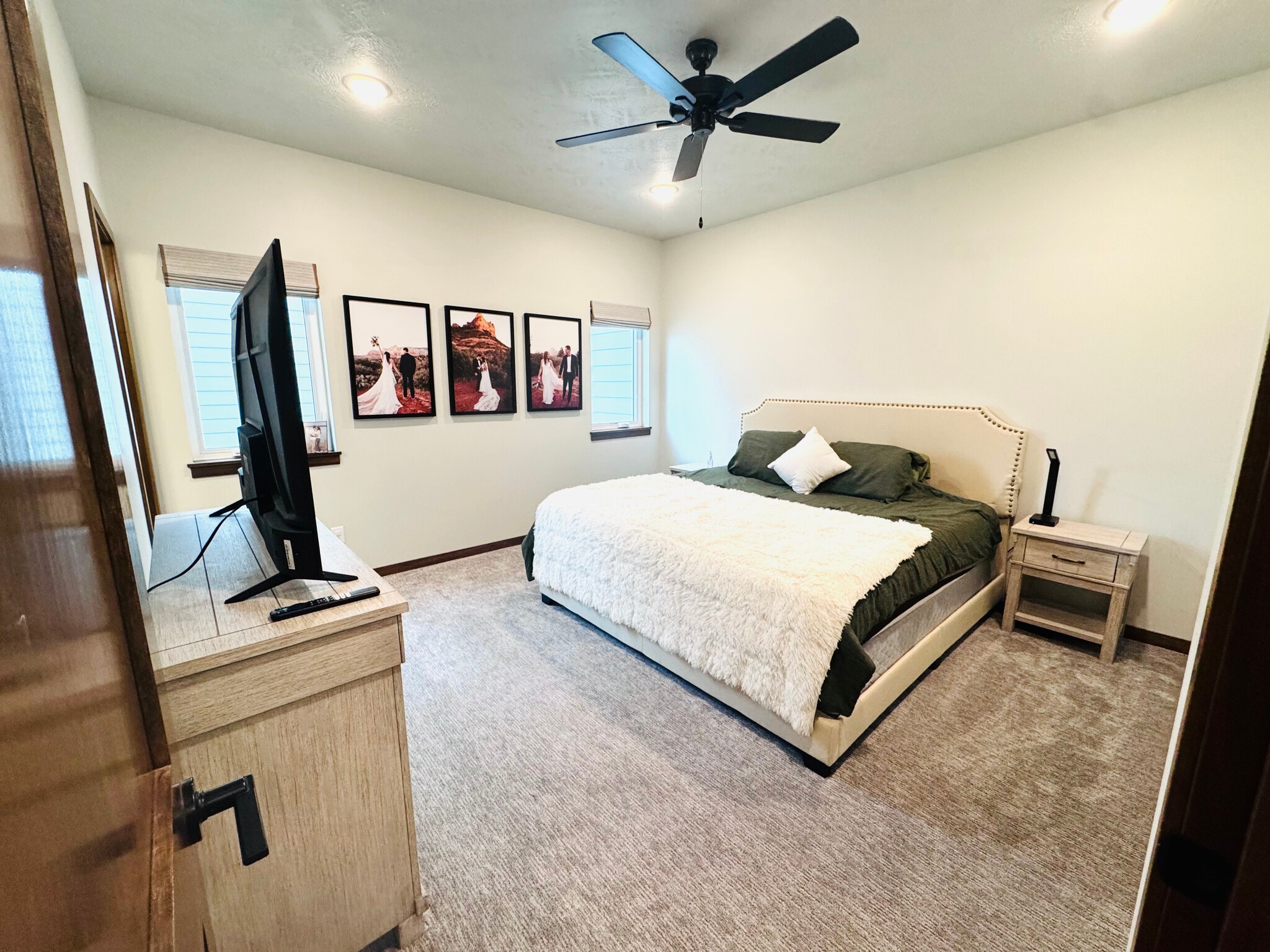 Building Photo - 5513 S Dubuque Ave