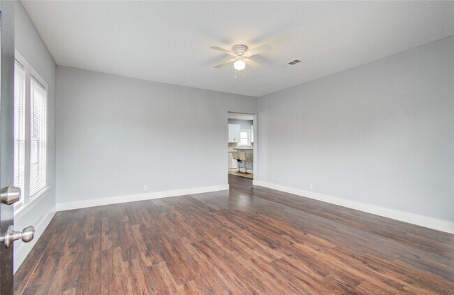 Building Photo - 3824 Topping St