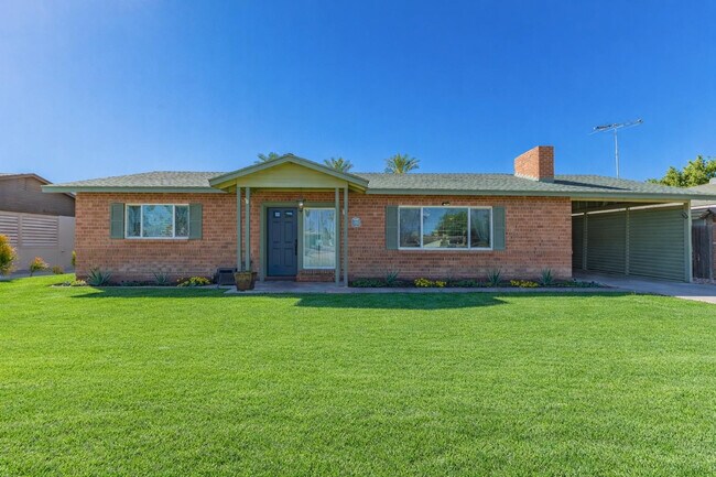 Building Photo - 411 E Wigwam Blvd