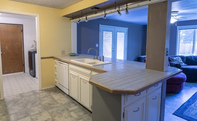 Building Photo - 2458 Corral Ct