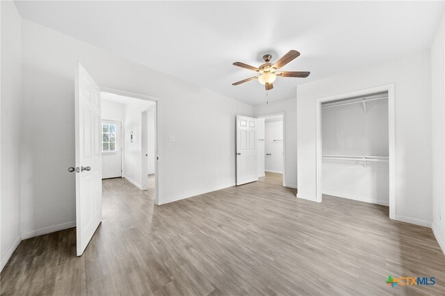 Building Photo - 301 Tatum Rd