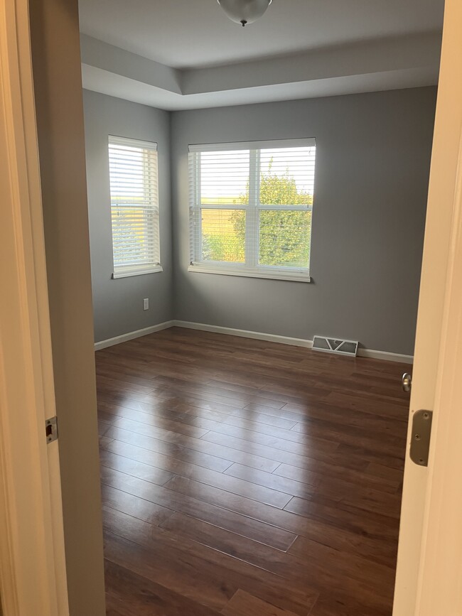 Master bedroom - 507 Stone Arbor Trail