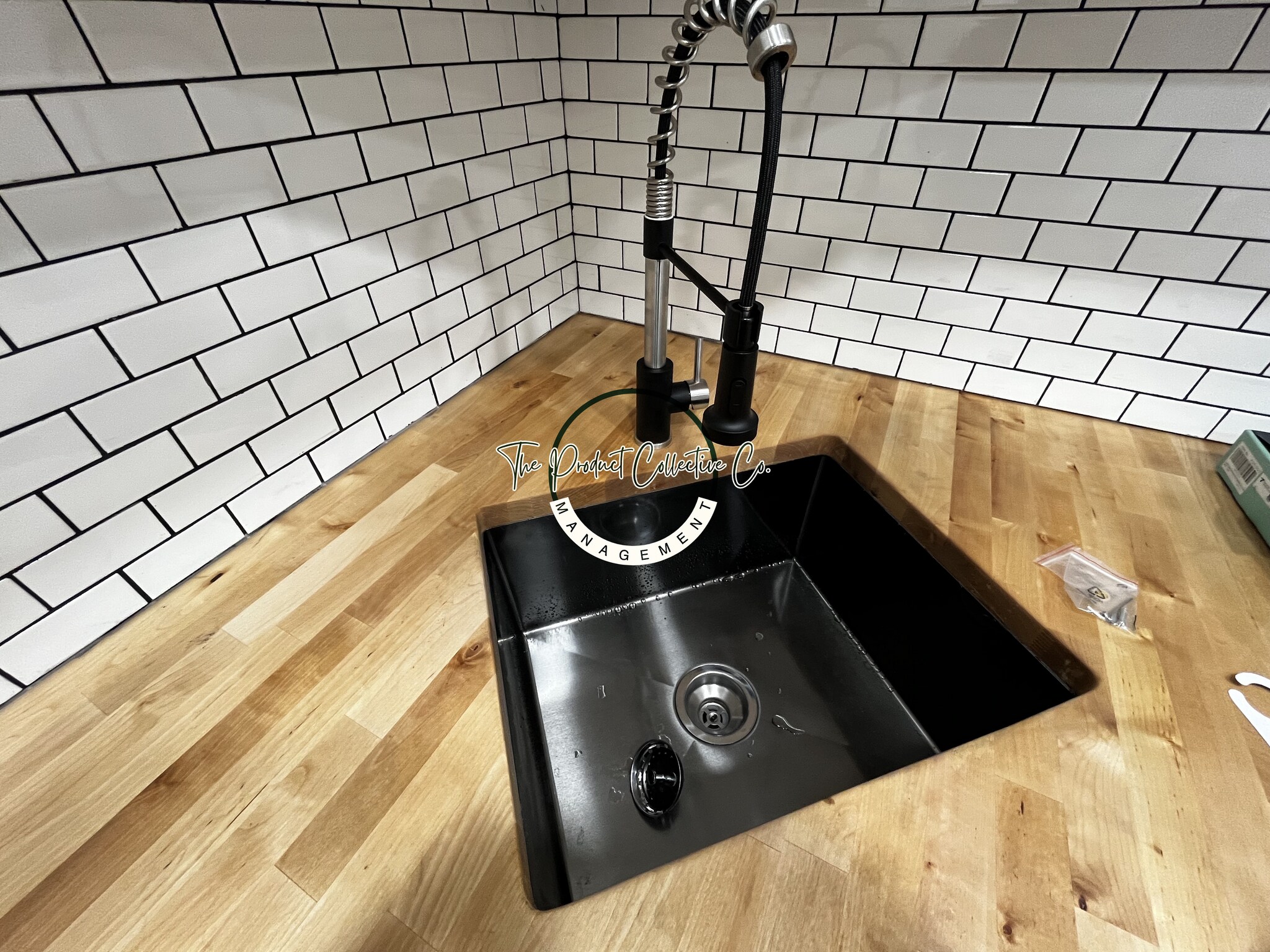 Building Photo - 125 E 39th St