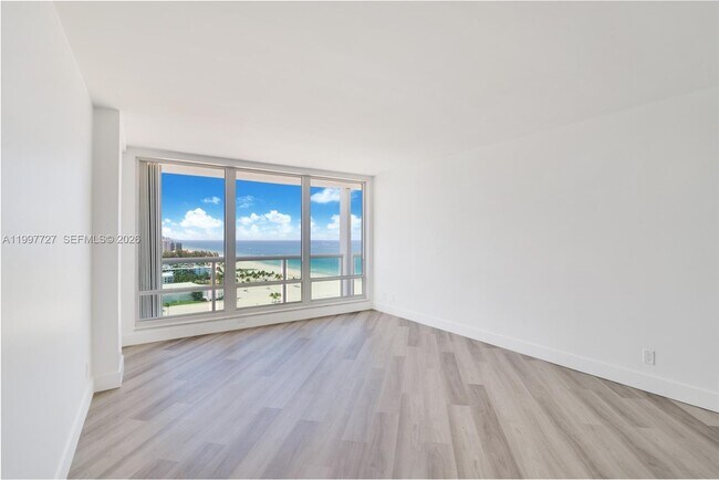 Building Photo - 2100 S Ocean Ln