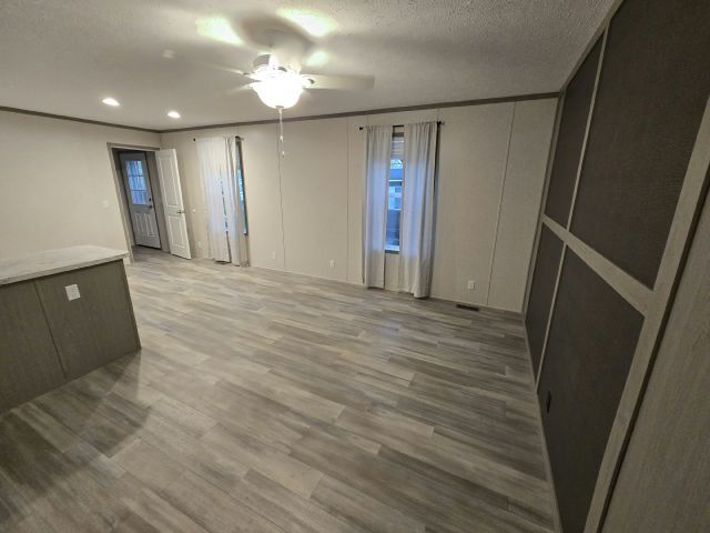 Building Photo - 305 Louva Ln