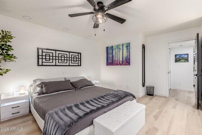 Building Photo - 2529 N Miller Rd