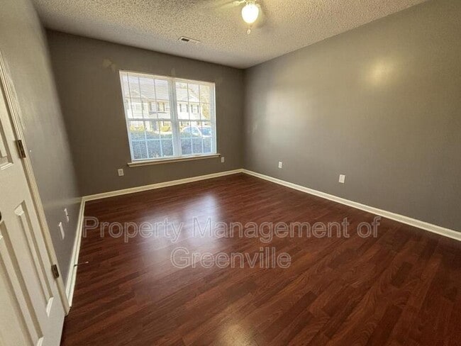 Building Photo - 20 Maravista Ave