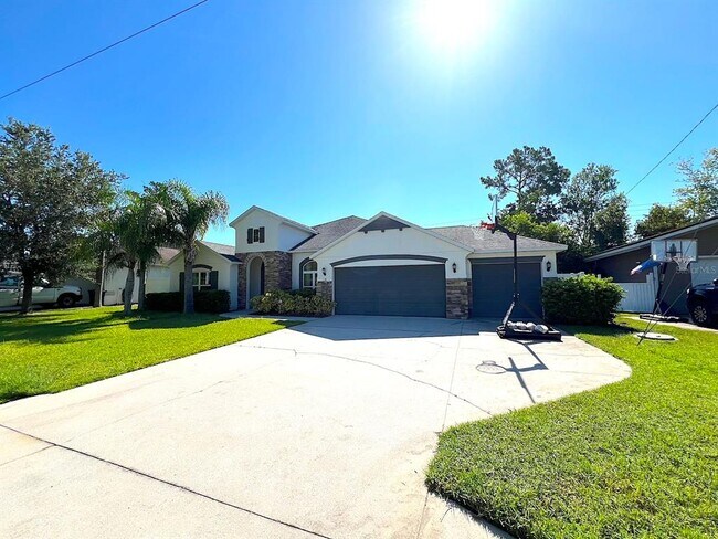 Building Photo - 24 E Diamond Dr