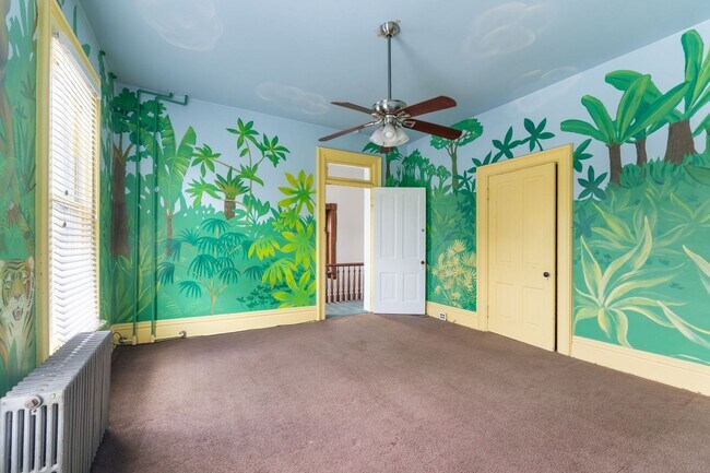 Building Photo - Huge Brick House in Victorian Village/Short North, Beautiful Woodwork 3 Car Garage and Swimming pool