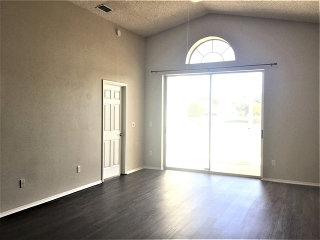 Building Photo - 735 Deacon Winn Ct