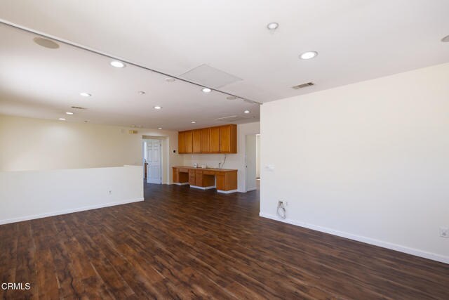 Building Photo - 778 Entrada Dr