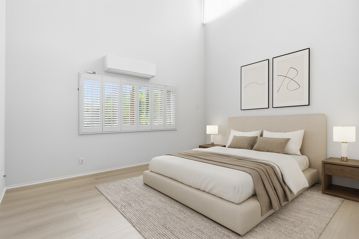 Building Photo - 4345 Canoga Ave