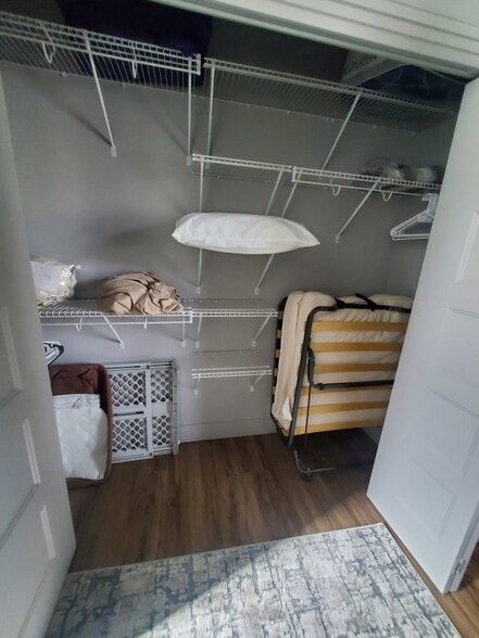 More storage - 1724 N Solomon Ct