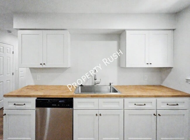 Building Photo - 7750 Nautical Way