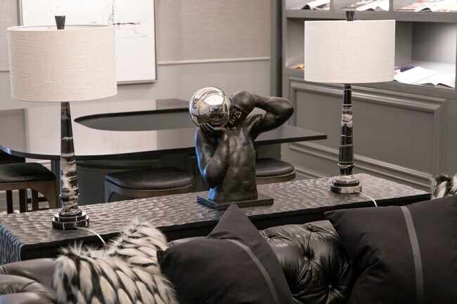 Building Photo - Modern 3-Bedroom Apartment with Smart Home...