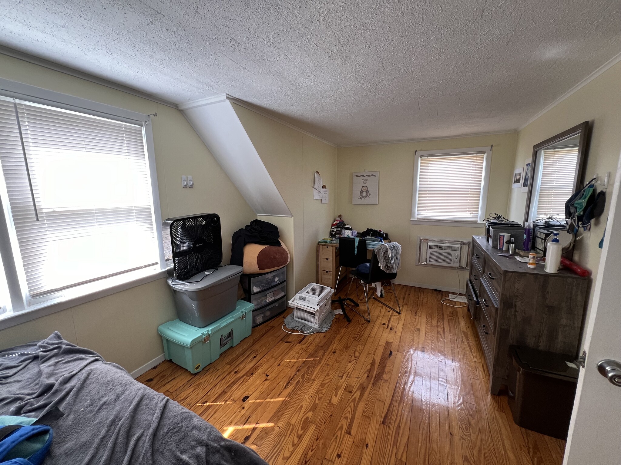 Bedroom - 237 Wardwell Rd