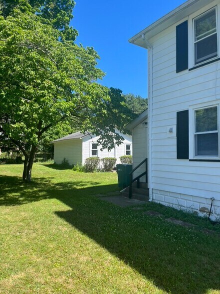 Building Photo - 1312 Coolbaugh St