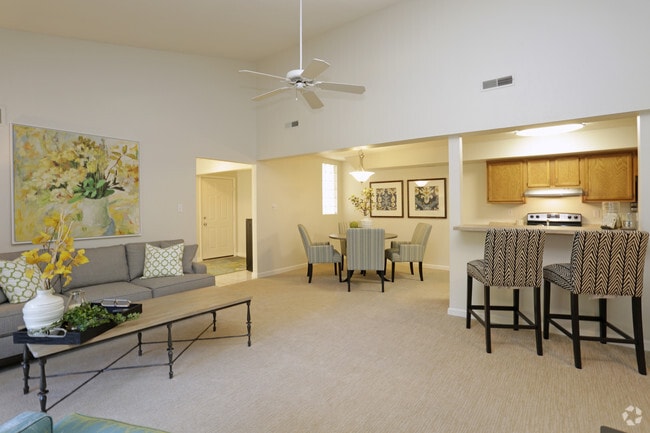 Interior Photo - Lakemont Apartments