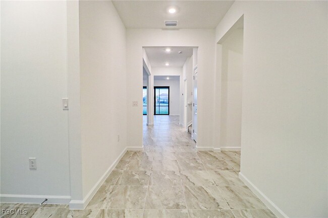 Building Photo - 3744 Passion Vine Dr