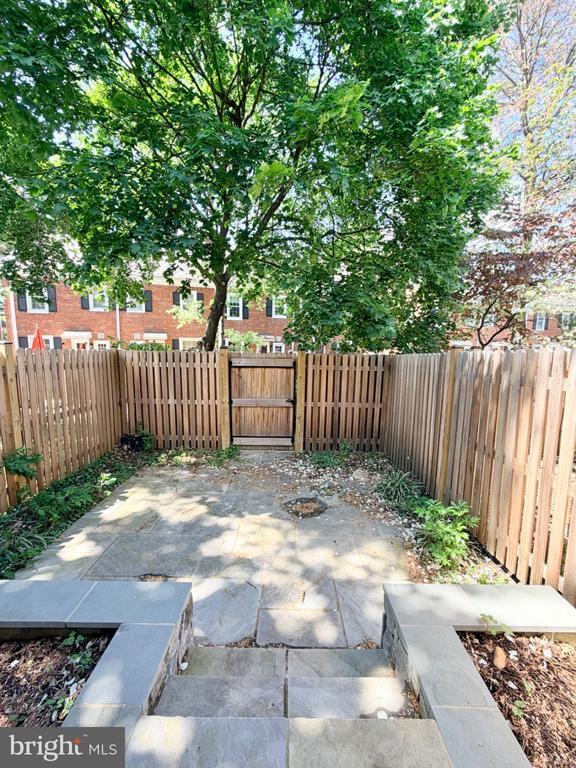 Building Photo - 4800 S 28th St