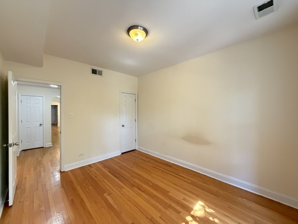 Building Photo - 3430 W Parker Ave