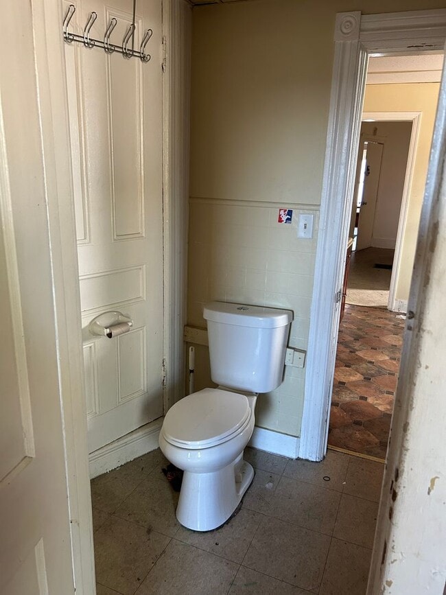 Building Photo - 18 N 11th St