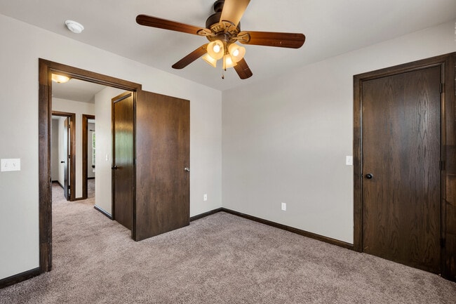 Building Photo - 14 NE 7th St