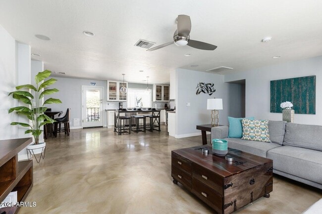 Building Photo - 5225 N 83rd Pl