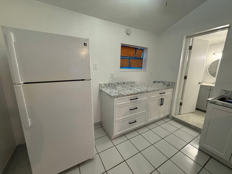 Kitchen View - 1870 NW 16th Ter