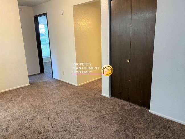 Building Photo - 1042qvc #H