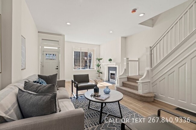 Building Photo - 2921 W Oxford St