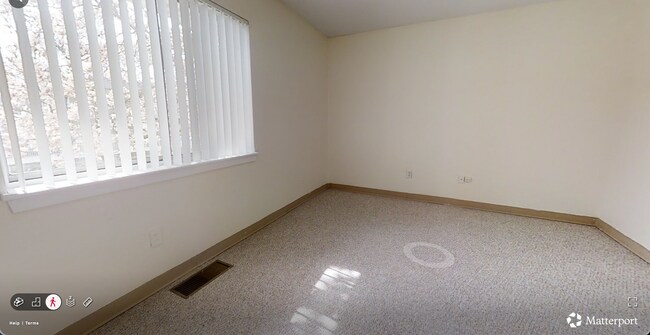 Building Photo - 148 N Beacon St