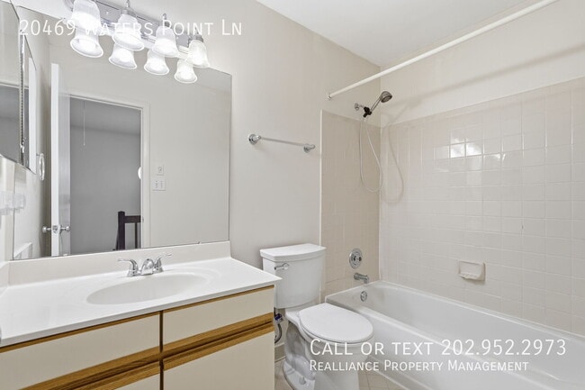 Building Photo - 20469 Waters Point Ln