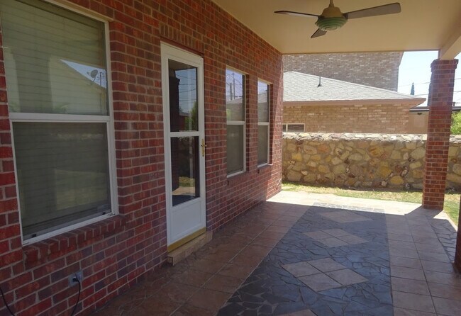 Building Photo - 4056 Tibuni Pl