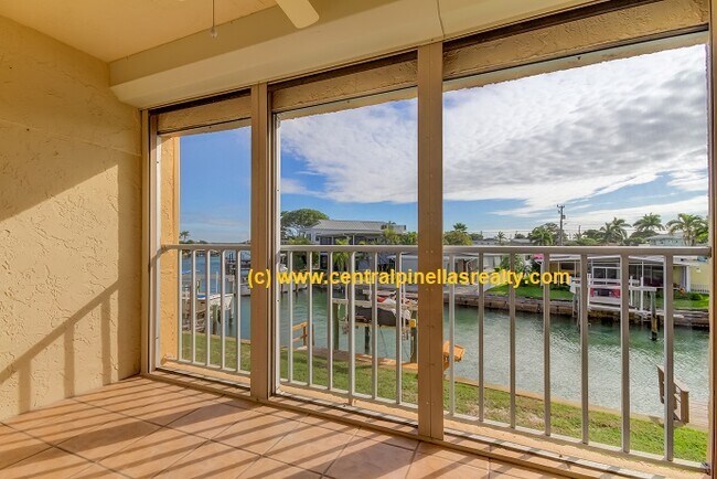 Building Photo - 175 116th Ave