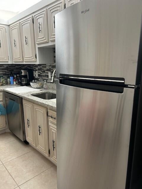 Building Photo - 2801 Somerset Dr