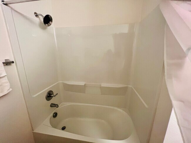 Building Photo - 2431 Cleat Ln