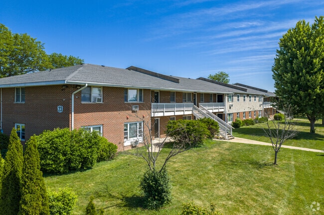 Building Photo - New Suburban Apartments
